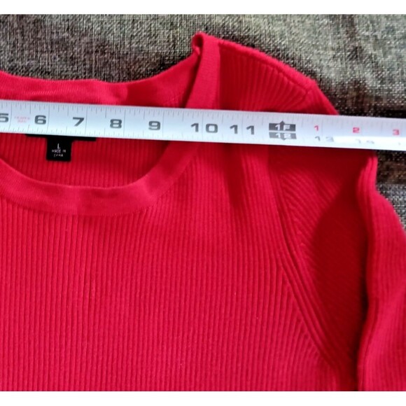 Dress size L New Womans  By And By Long sleeve Red Sweater Above Knee Hem - Picture 4 of 10